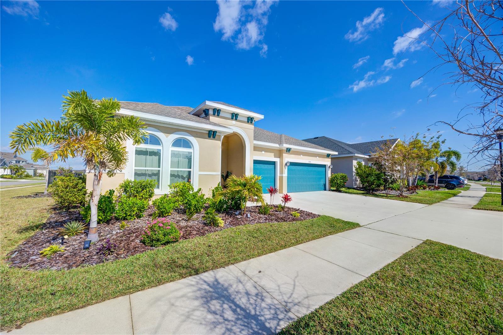 5502 LIMELIGHT DRIVE