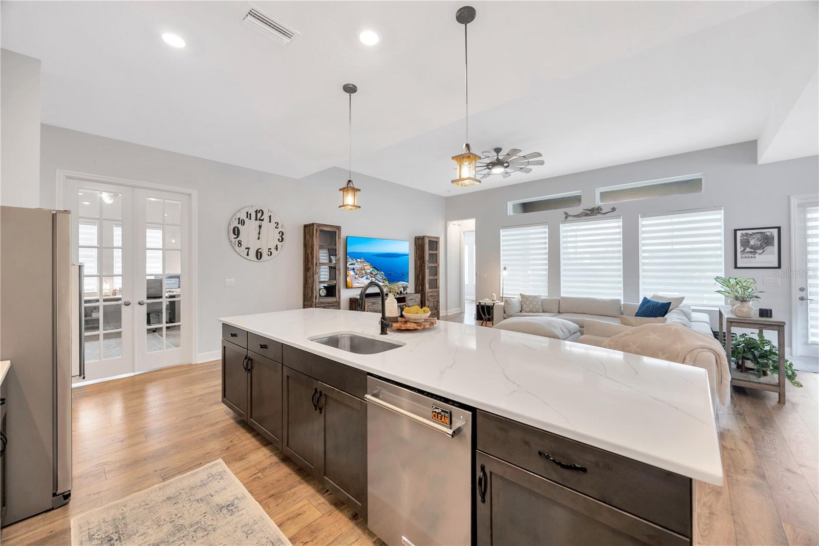 5502 LIMELIGHT DRIVE