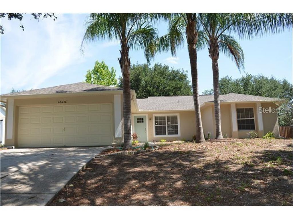 Photo of 10636 Crescendo Loop, Clermont, FL 34711 (MLS # O6404596)
