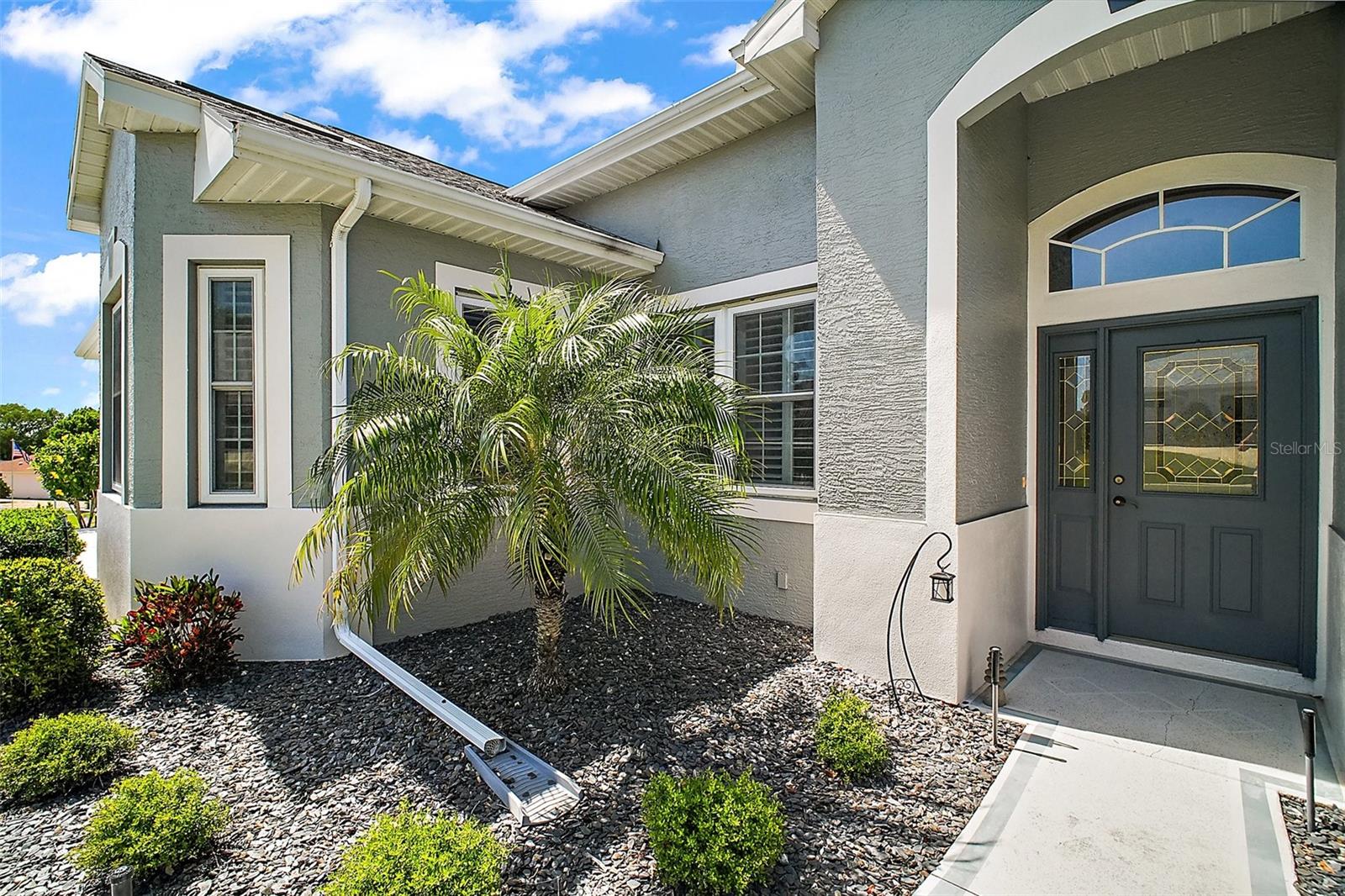 5557 FREEPORT DRIVE