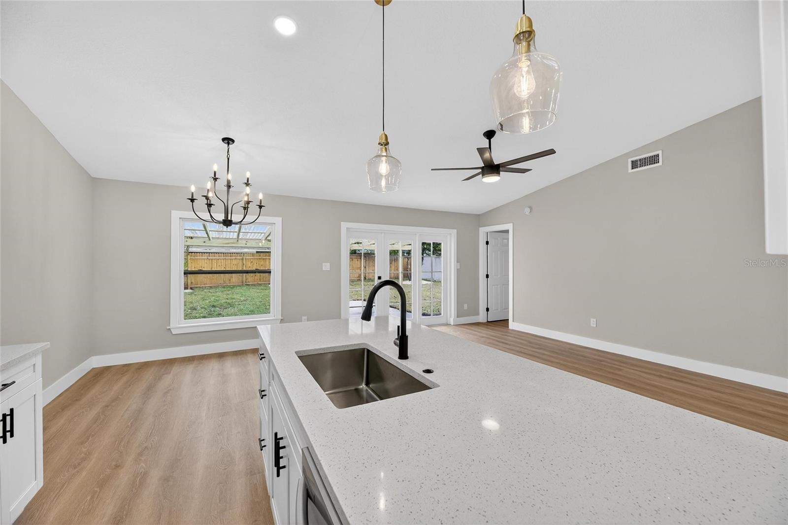 LAKEVIEW VILLAGE SEC J - Residential