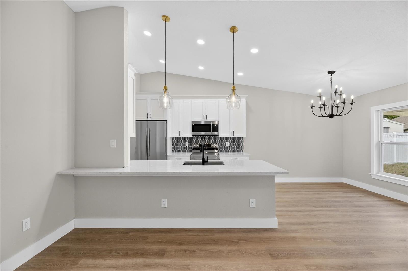 LAKEVIEW VILLAGE SEC J - Residential