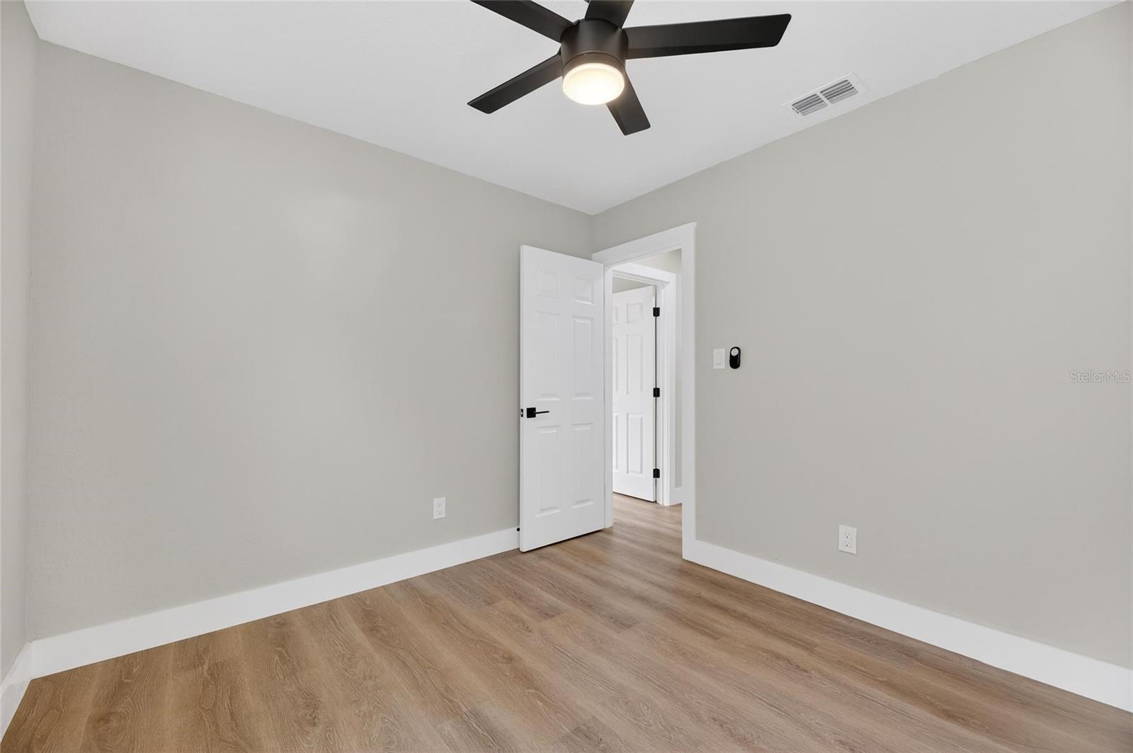 LAKEVIEW VILLAGE SEC J - Residential