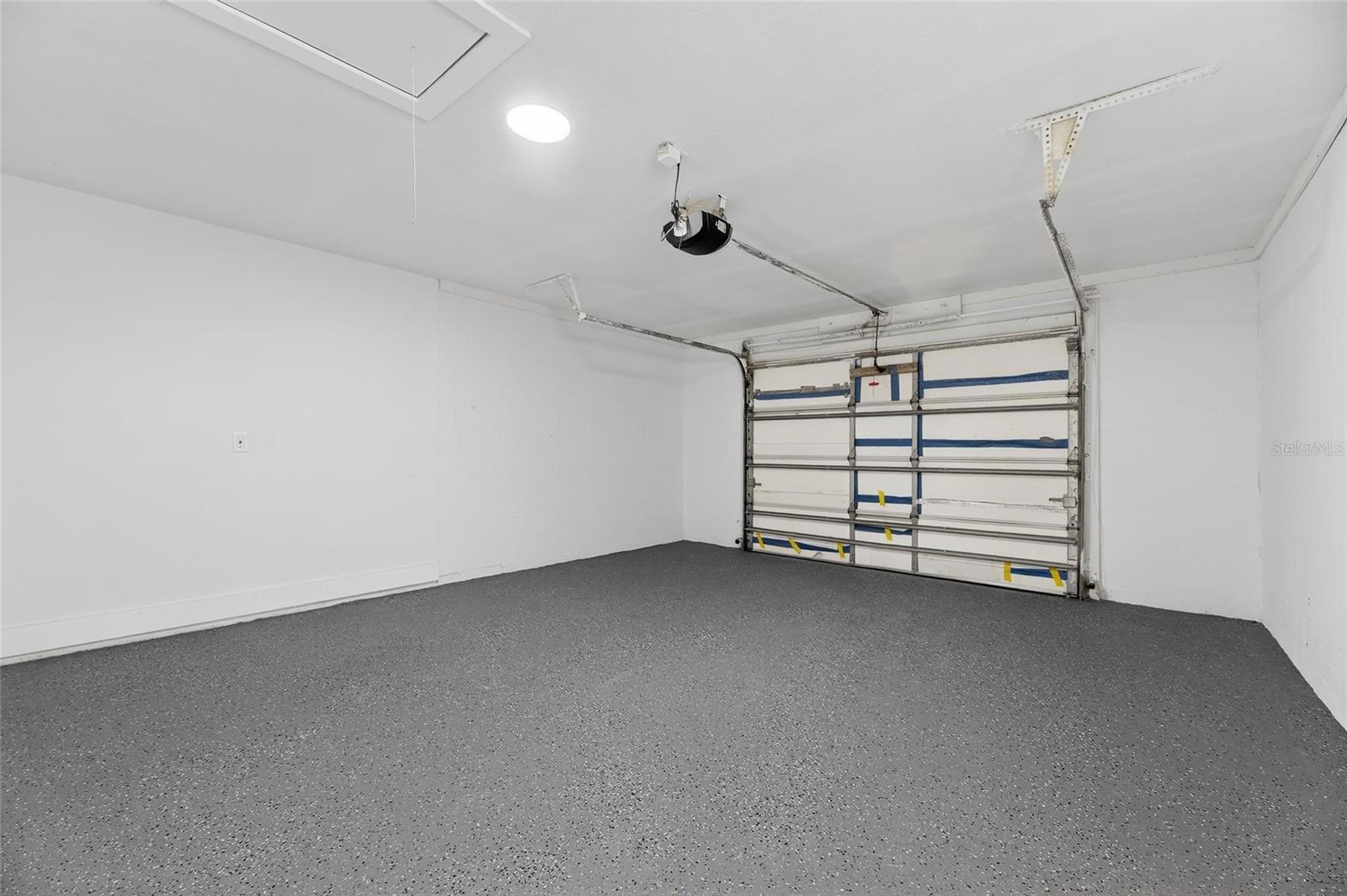 LAKEVIEW VILLAGE SEC J - Residential