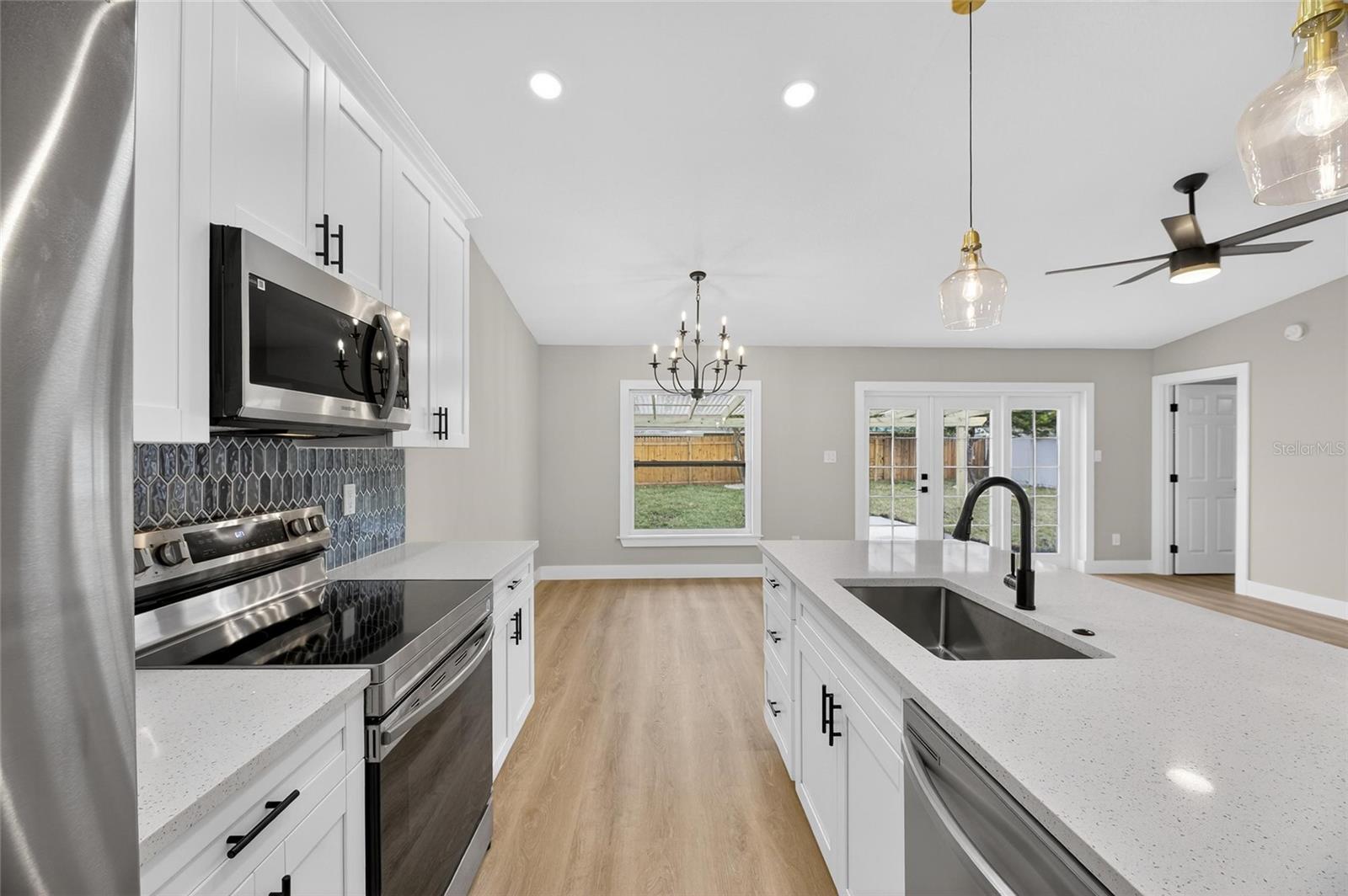 LAKEVIEW VILLAGE SEC J - Residential