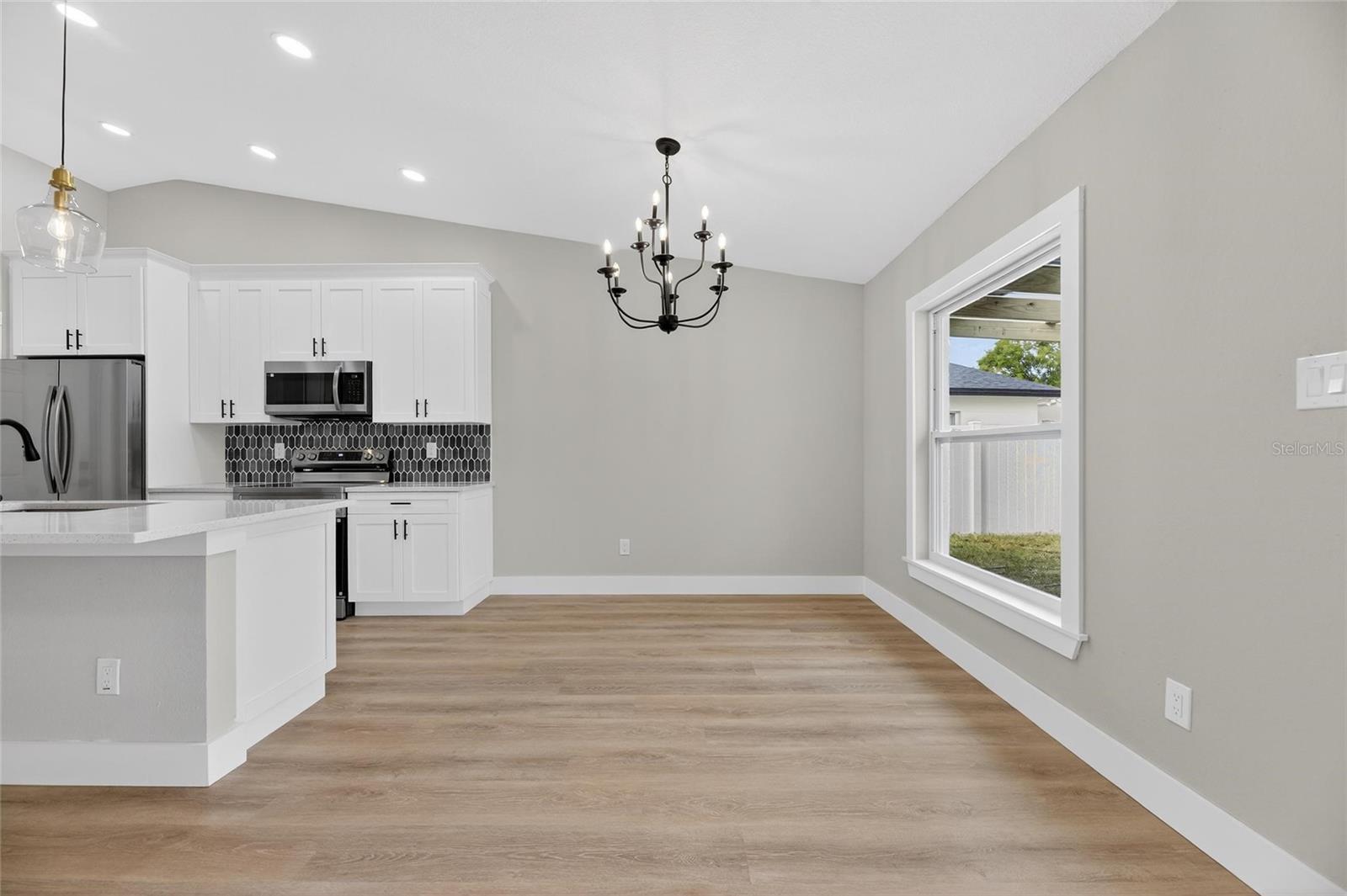 LAKEVIEW VILLAGE SEC J - Residential