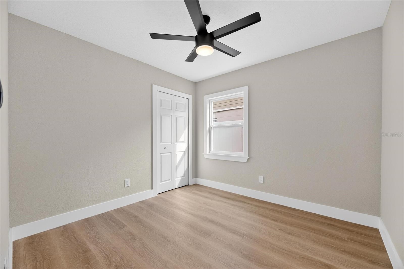 LAKEVIEW VILLAGE SEC J - Residential