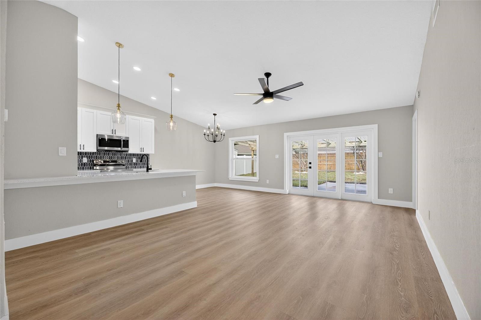 LAKEVIEW VILLAGE SEC J - Residential