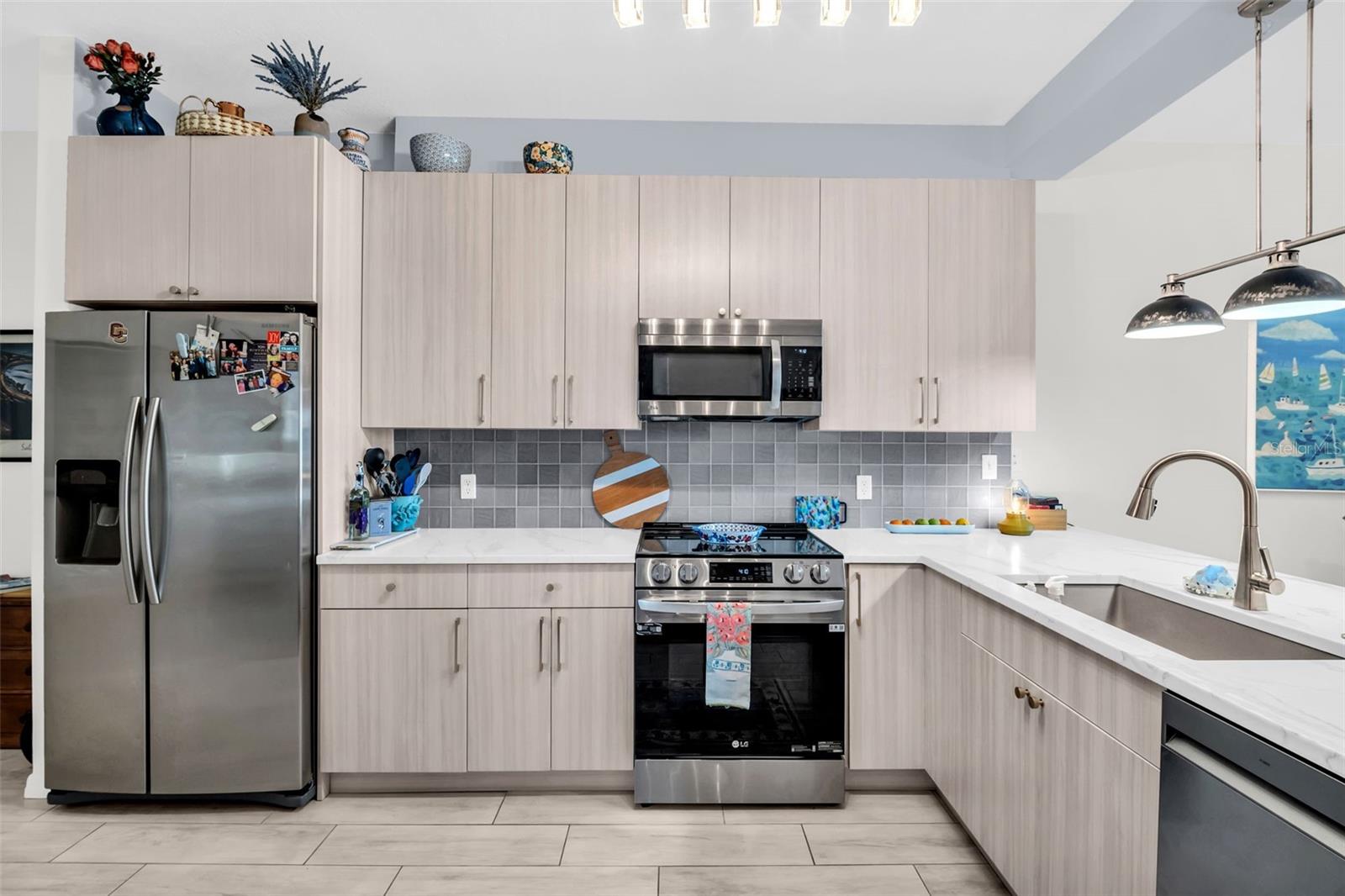 316 8TH STREET S 402