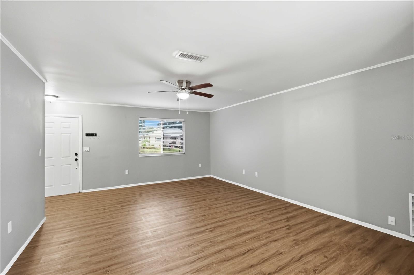 4057 VANA DRIVE