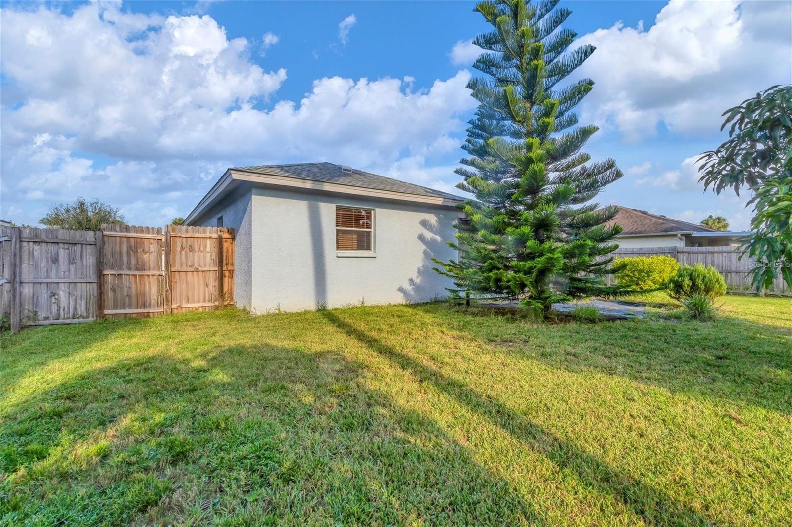 SARAPALMS - Residential