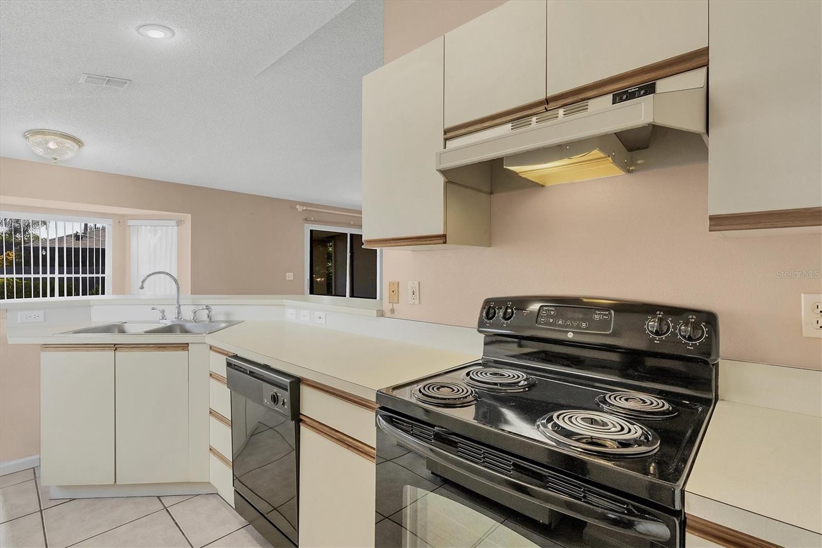 SARAPALMS - Residential