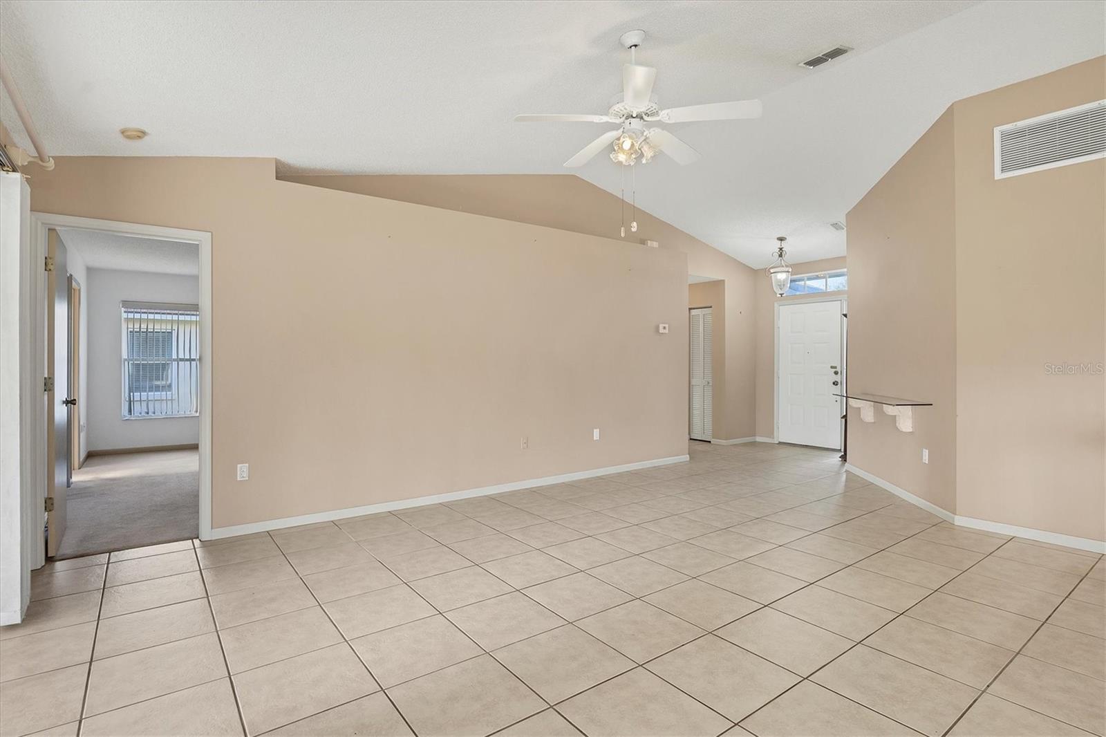 SARAPALMS - Residential