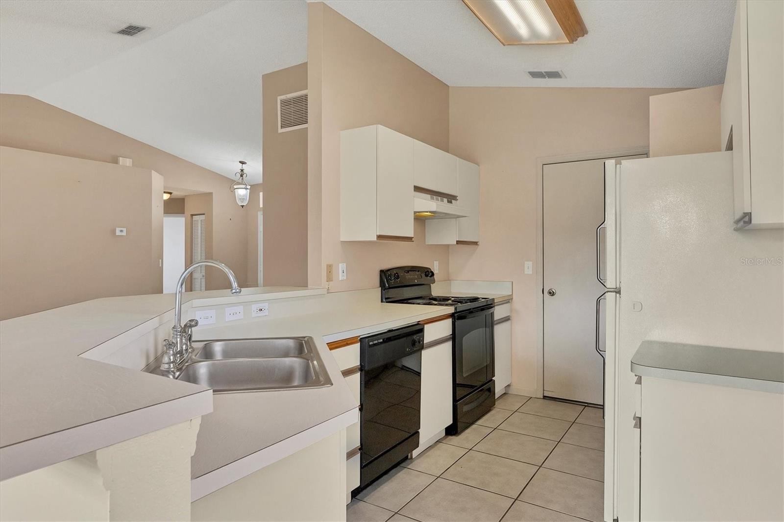 SARAPALMS - Residential