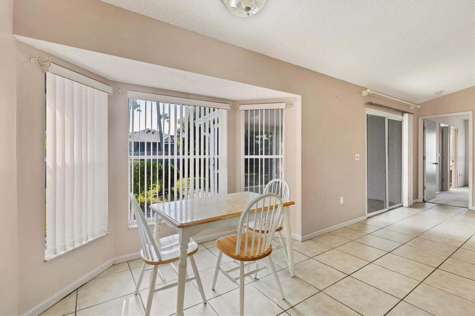 SARAPALMS - Residential