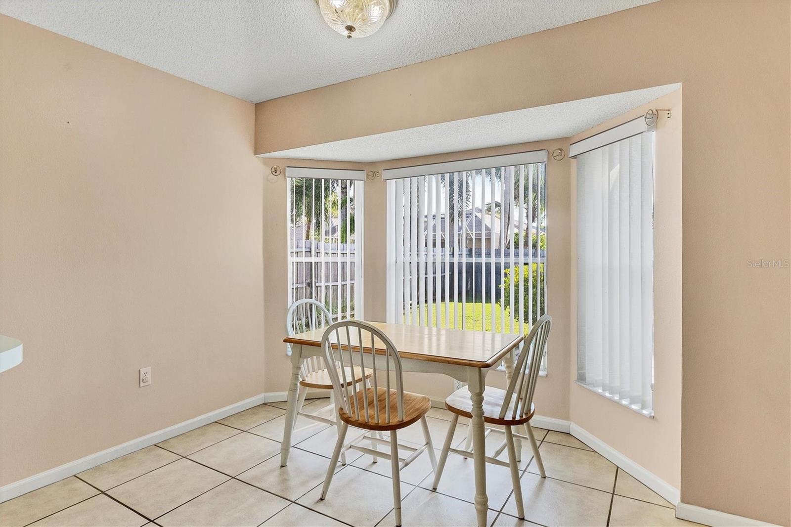 SARAPALMS - Residential