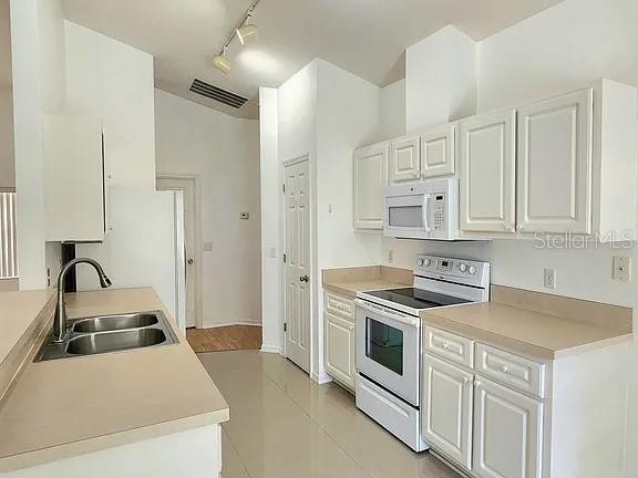 WEATHERLY - Residential