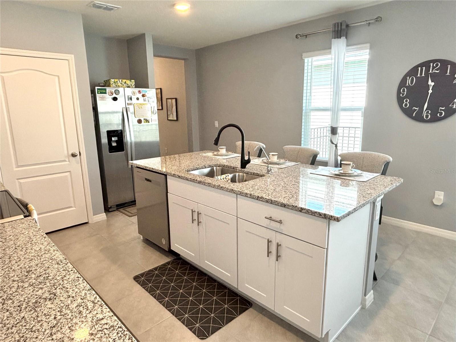 VICTORIA OAKS PH C - Residential