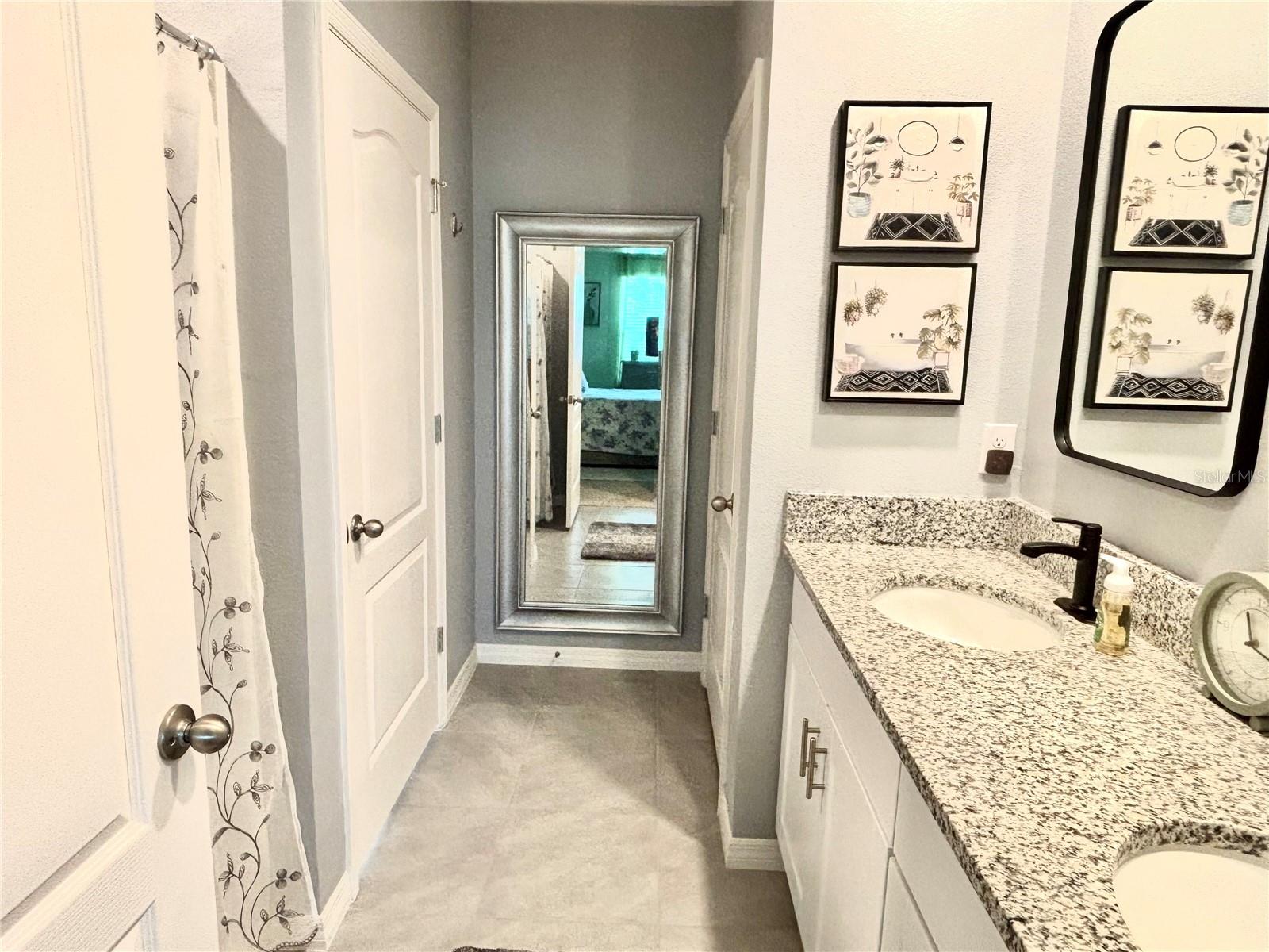 VICTORIA OAKS PH C - Residential