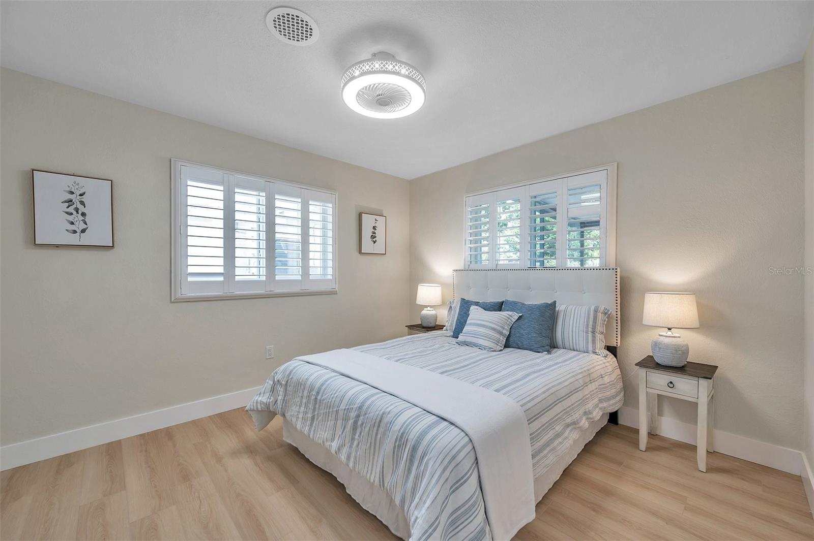 DUNEDIN ISLES ESTATES 1ST ADD - Residential