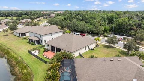 A home in PALMETTO