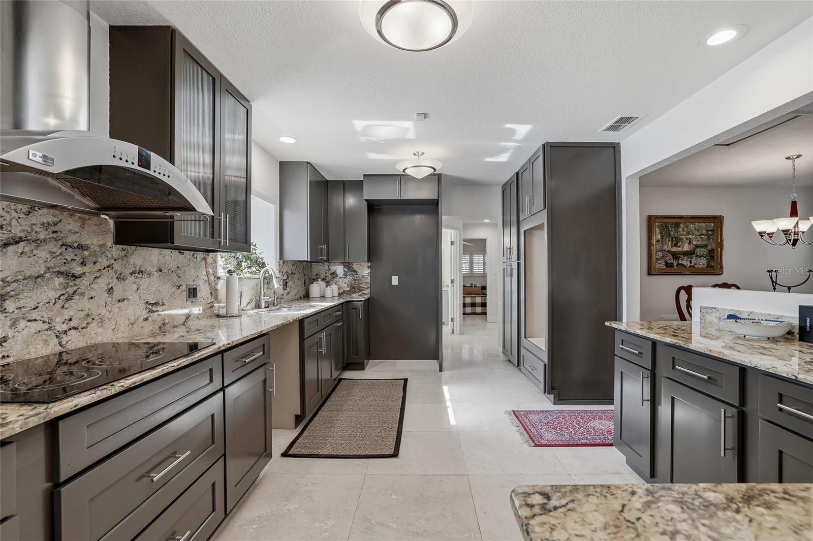 3927 VERSAILLES DRIVE