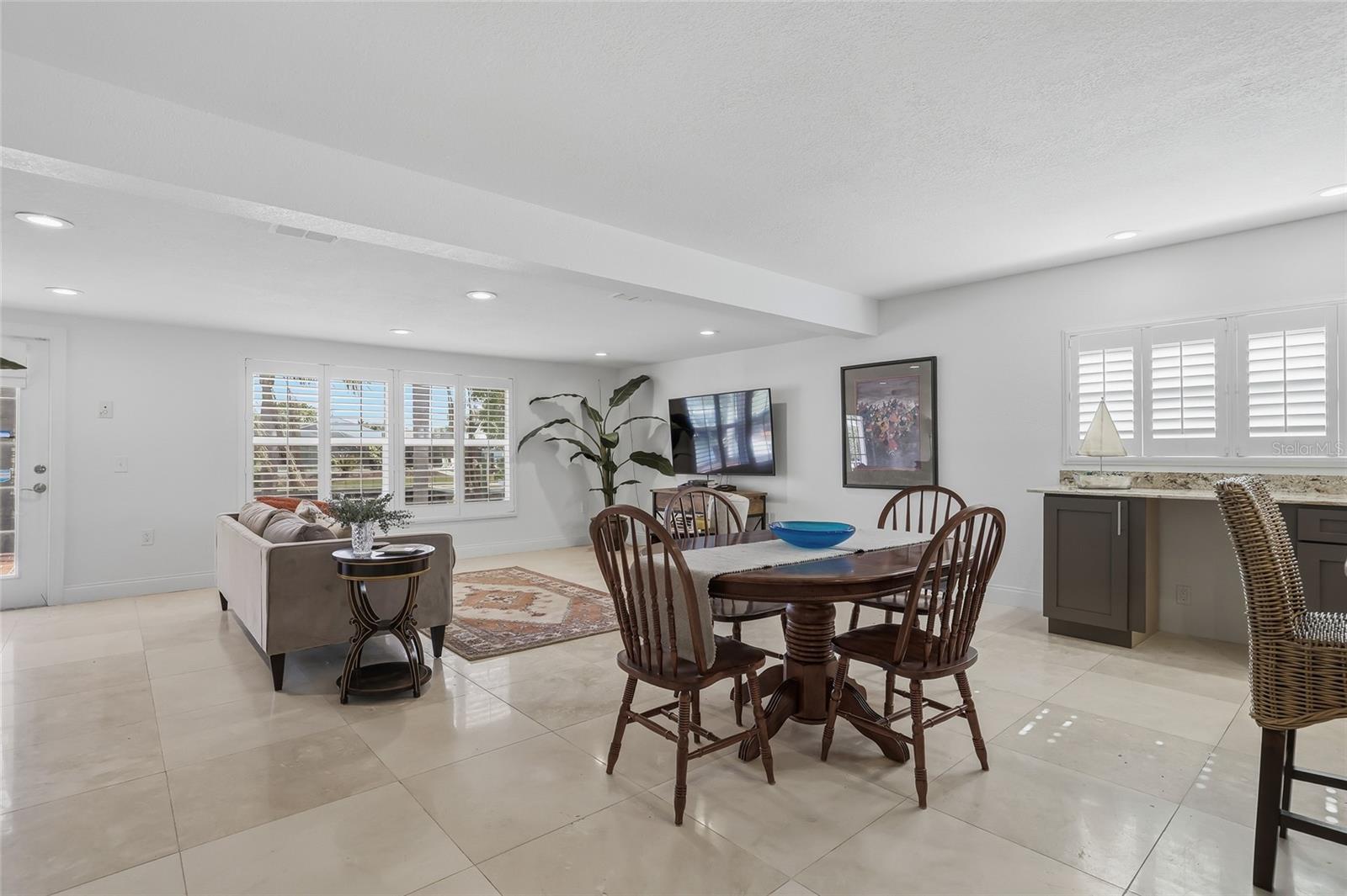 DANA SHORES UN 3 SEC - Residential