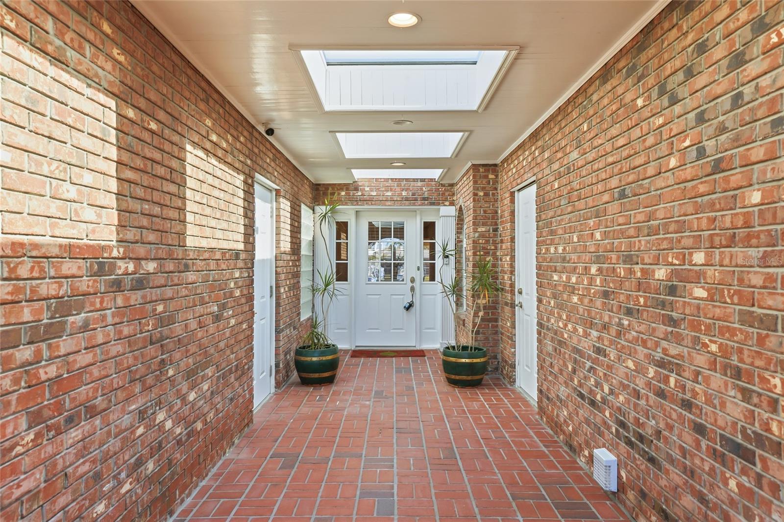 DANA SHORES UN 3 SEC - Residential