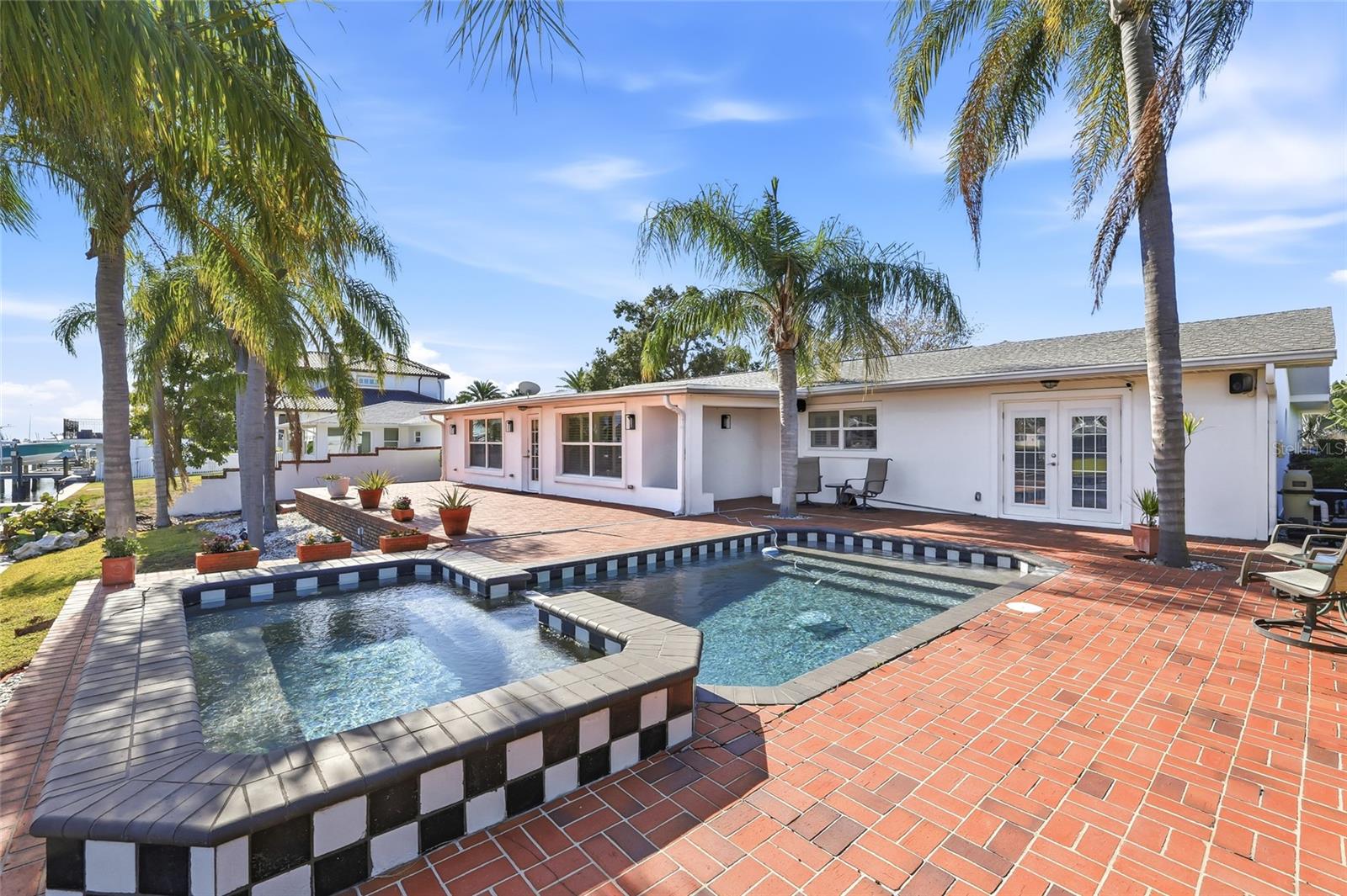 DANA SHORES UN 3 SEC - Residential