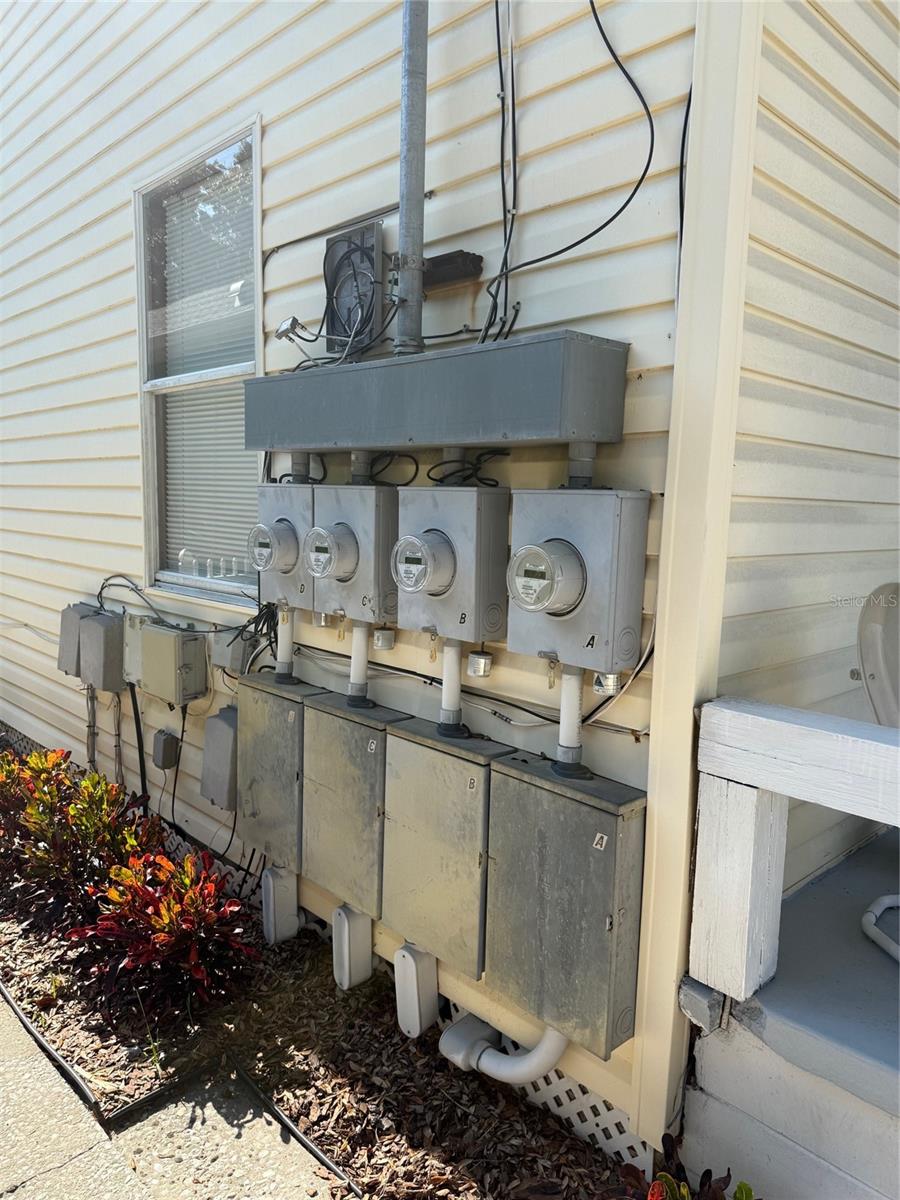 2322 W CHERRY STREET