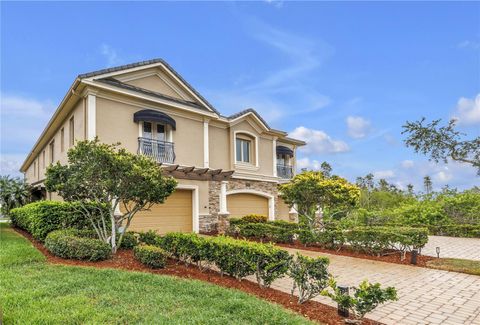 651 SAXONY BOULEVARD ST PETERSBURG FL 33716