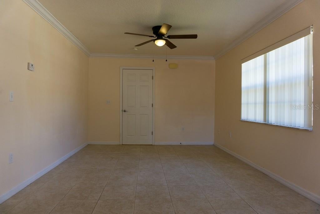 Photo of 2204 Fan Palm Drive #5, Davenport, FL 33897 (MLS # S5155715)