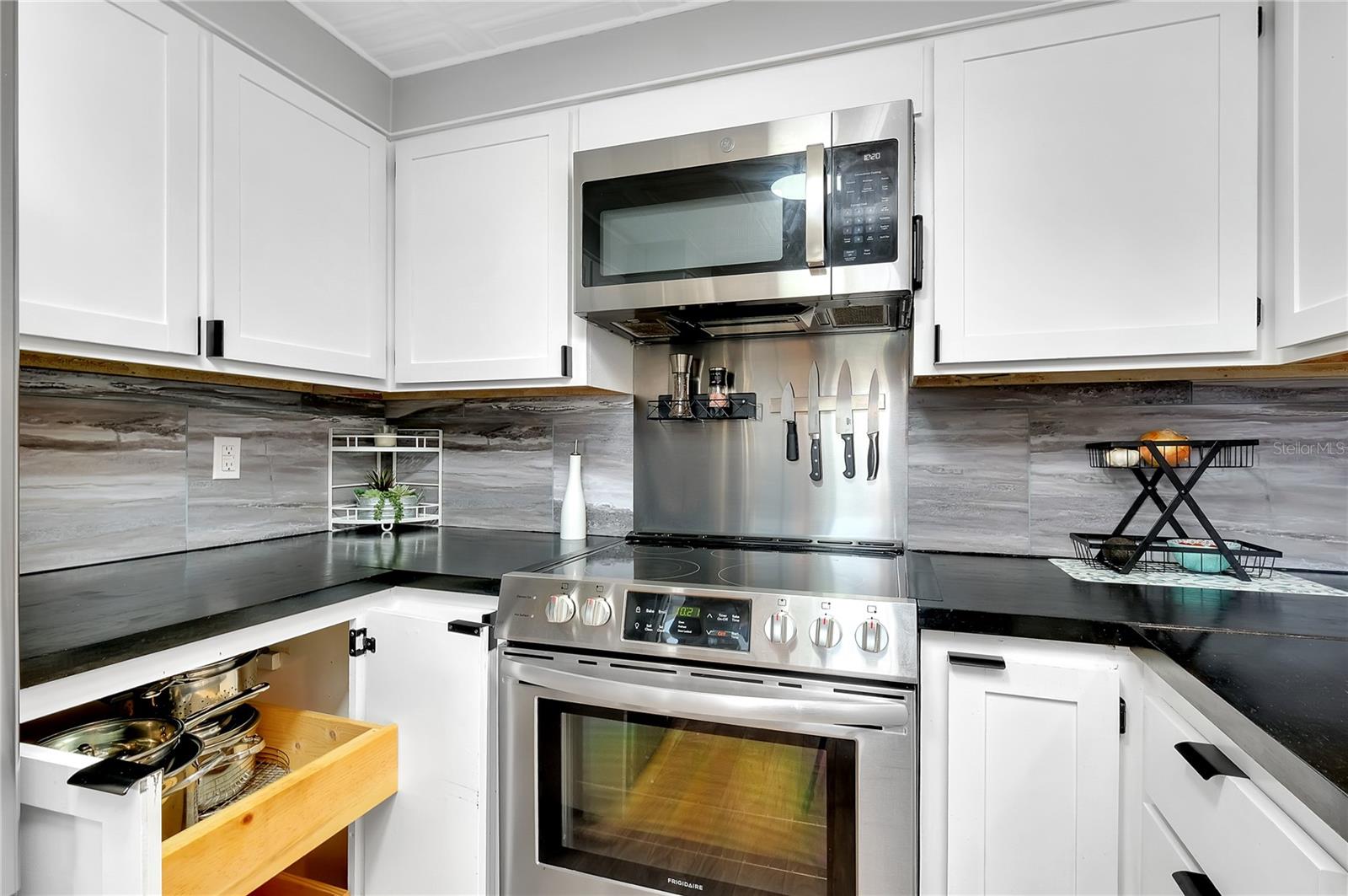 VENICE ISLE - Residential