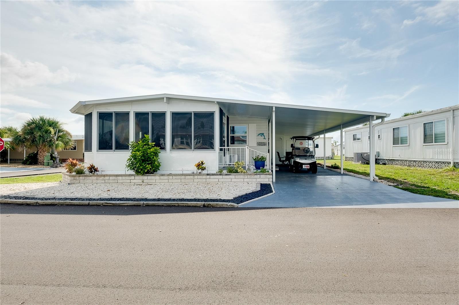 VENICE ISLE - Residential