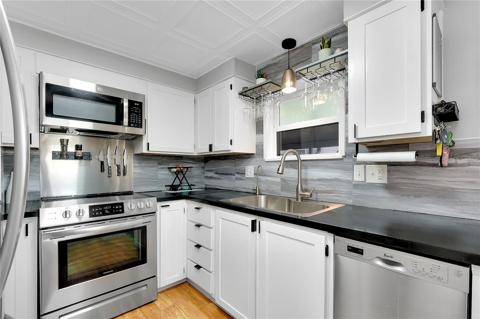 VENICE ISLE - Residential