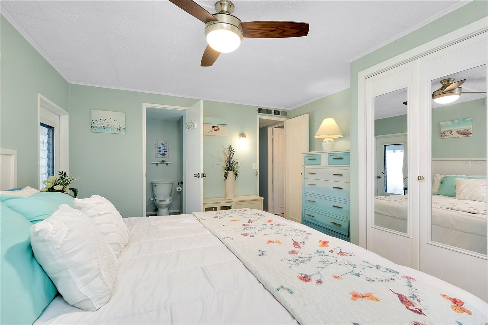 VENICE ISLE - Residential