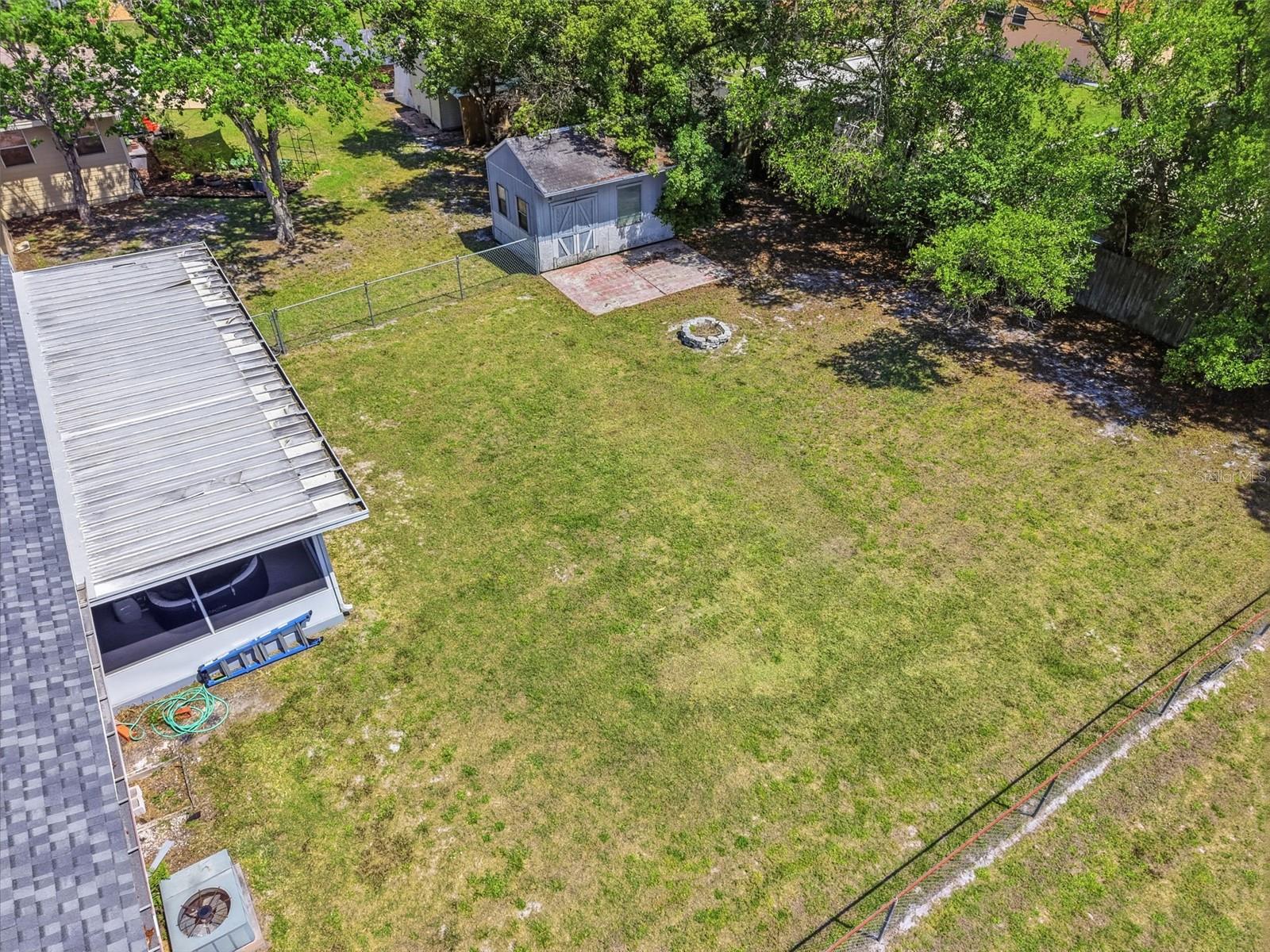 DEBARY S OF HIGHBANKS W OF 17 - Residential