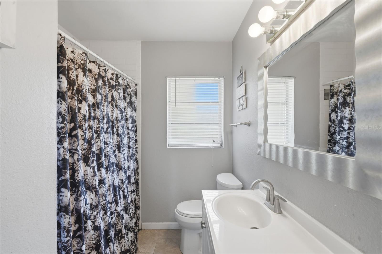 DEBARY S OF HIGHBANKS W OF 17 - Residential