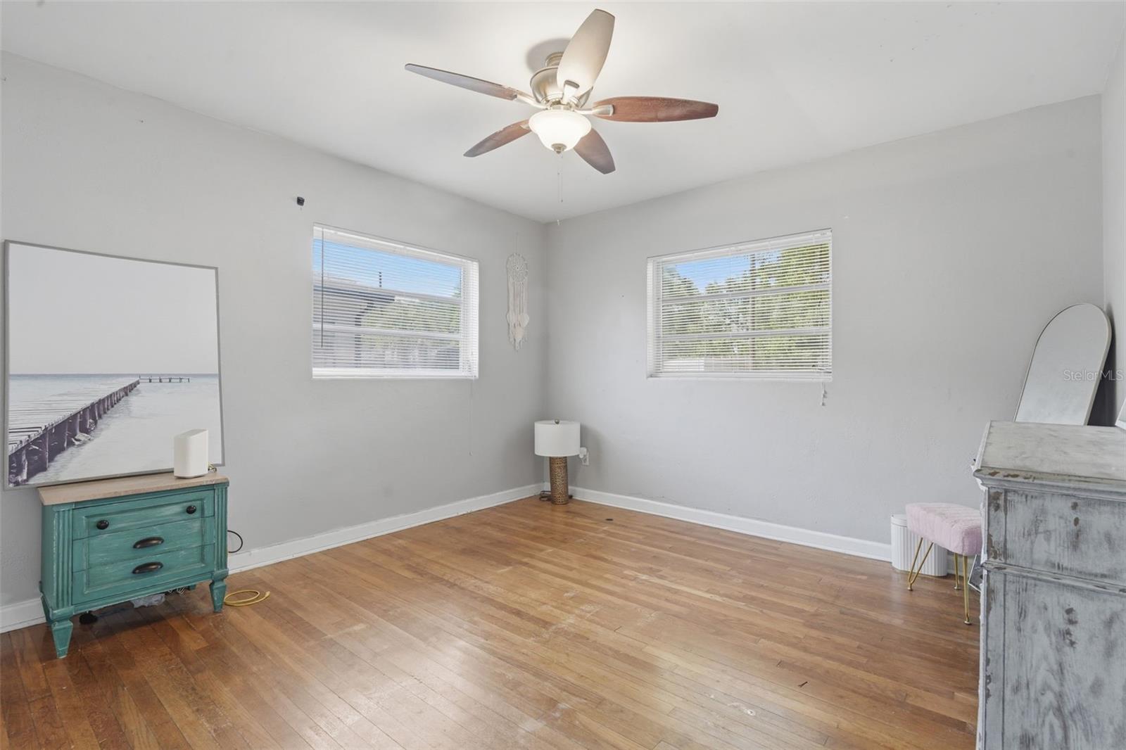 DEBARY S OF HIGHBANKS W OF 17 - Residential