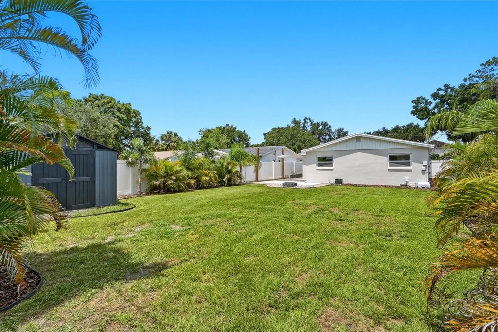 Photo of 6810 Livingston Avenue N, St Petersburg, FL 33702 (MLS # TB8524047)