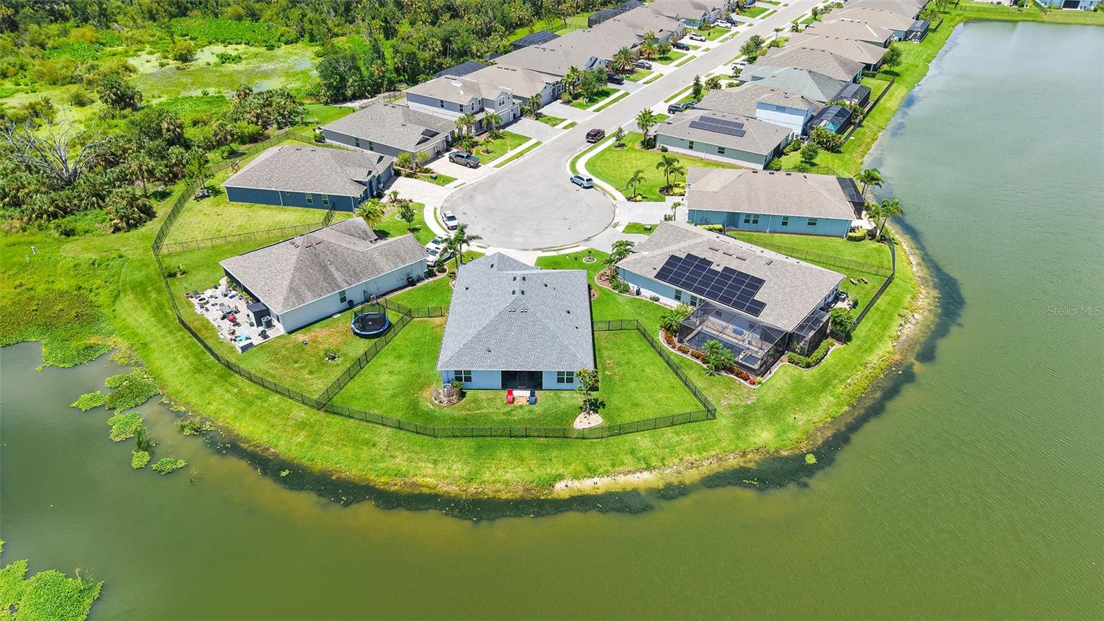 5910 HEVENA COURT