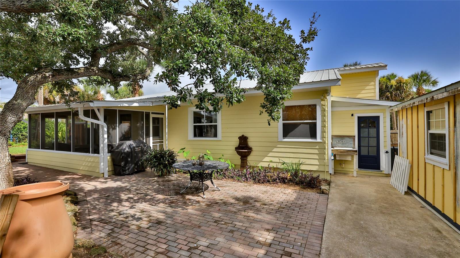 Thoburns New Smyrna Beach - Residential