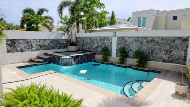 PASEO LOS CORALES I - Residential