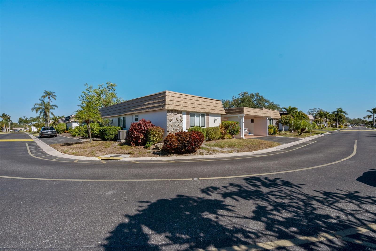 STRATHMORE RIVERSIDE III - Residential