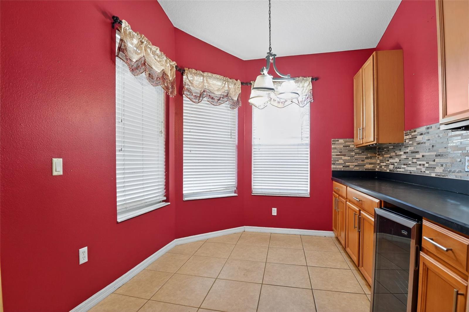 CRYSTAL COVE - Residential