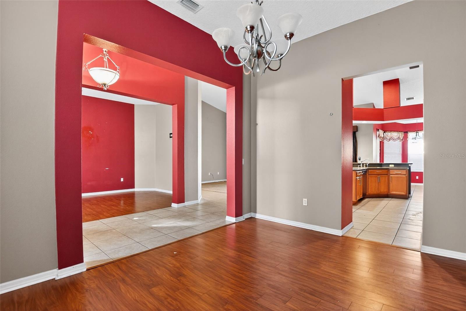 CRYSTAL COVE - Residential