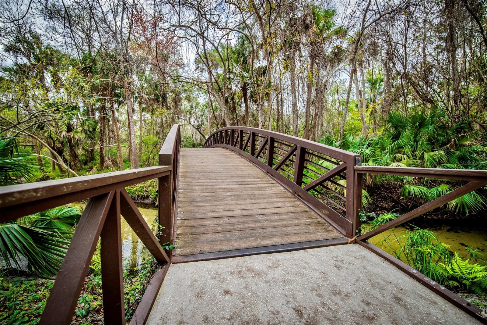 CROWN OAKS - Residential