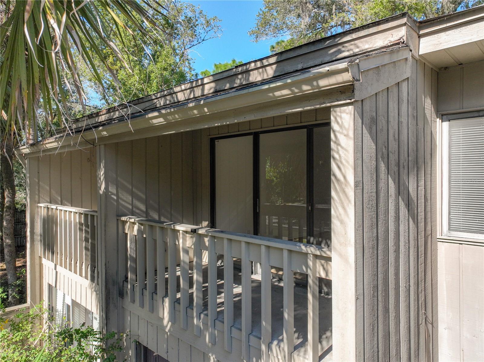 CROWN OAKS - Residential