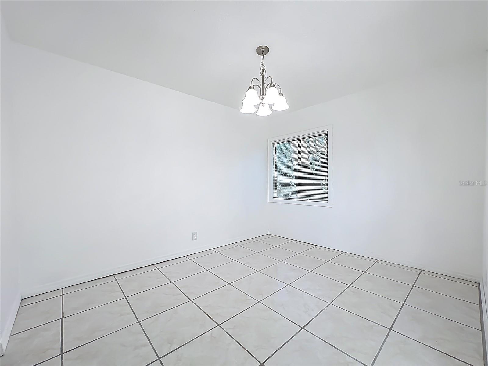 CROWN OAKS - Residential