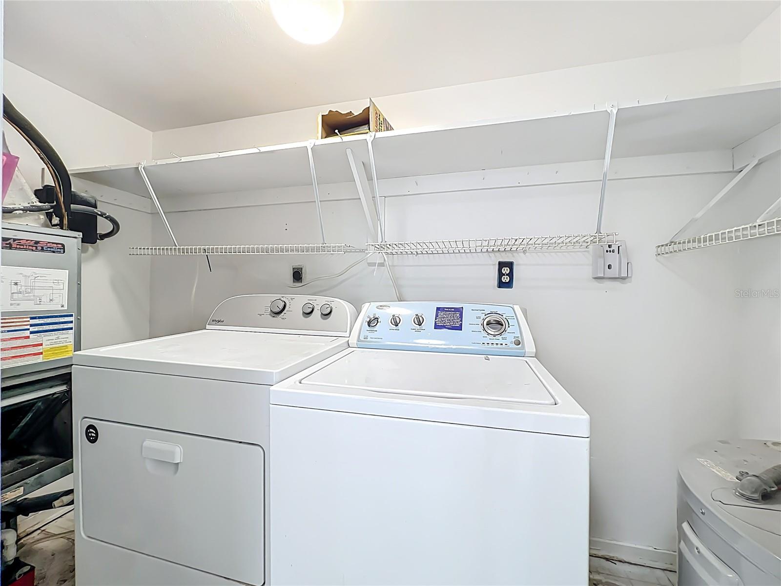 CROWN OAKS - Residential